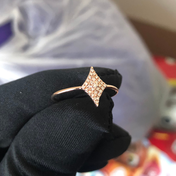 14k Rose Gold Diamond Shape 0.12ct Diamond Ring - Picture 3 of 6